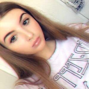 Meet your Posher, Anastasija